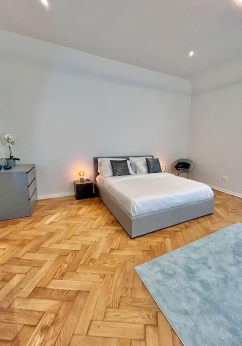 Ivi - Boutique Home Trieste Bagian luar foto
