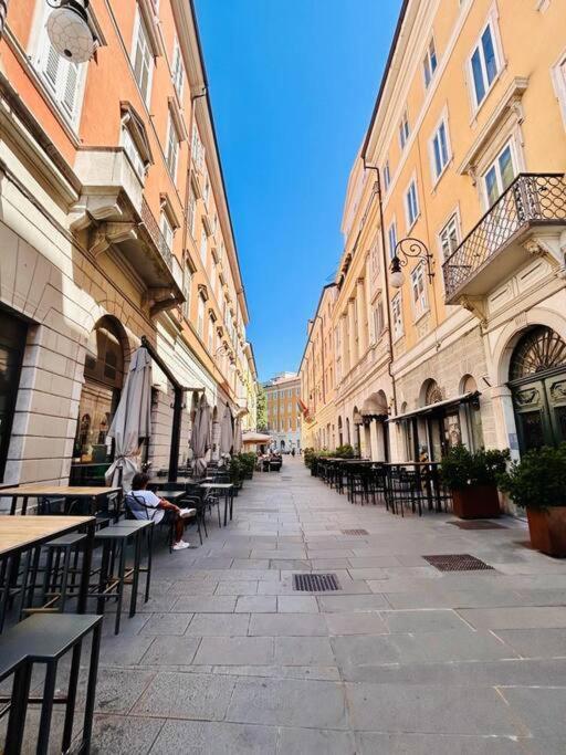 Ivi - Boutique Home Trieste Bagian luar foto